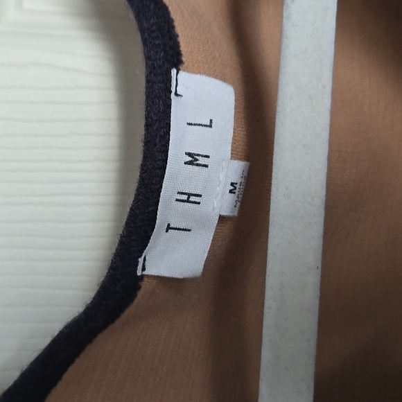 THML Ruffle Sleeve Top Medium - Picture 2 of 5